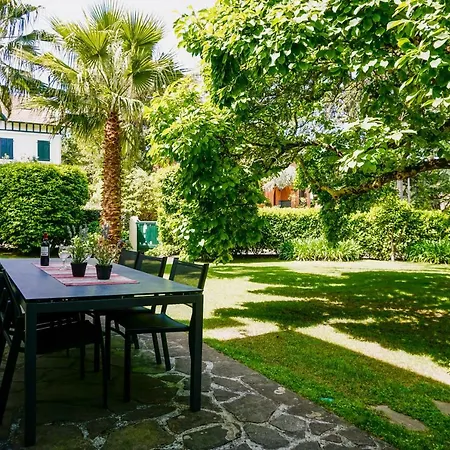 Mosaic Villa *